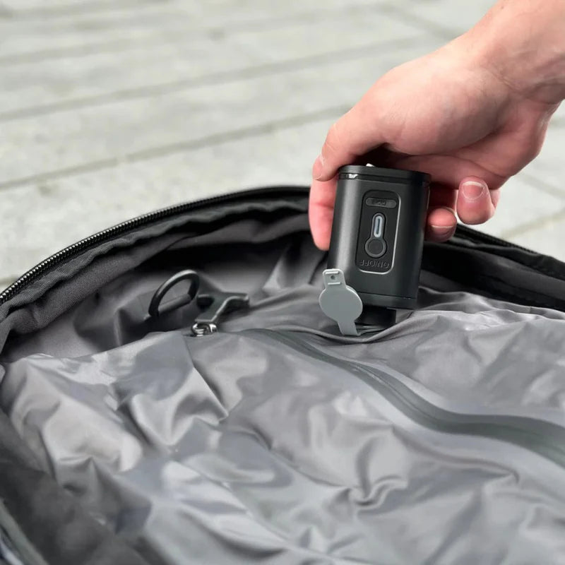 Grenth Pack - Travel light. Stay safe.